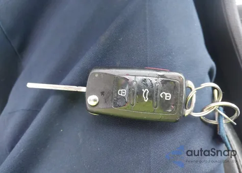 2013 Volkswagen Passat 2.0L Tdi Se from USA, damaged, VIN 1VWBN7A32DC070239